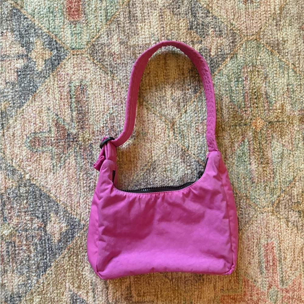 Baggu mini nylon Shoulder Bag in extra pink
